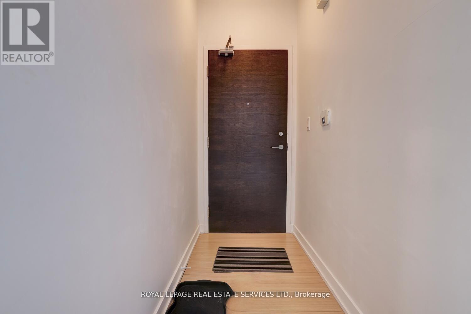 3902 - 21 Iceboat Terrace, Toronto, Ontario  M5V 4A9 - Photo 5 - C12373888