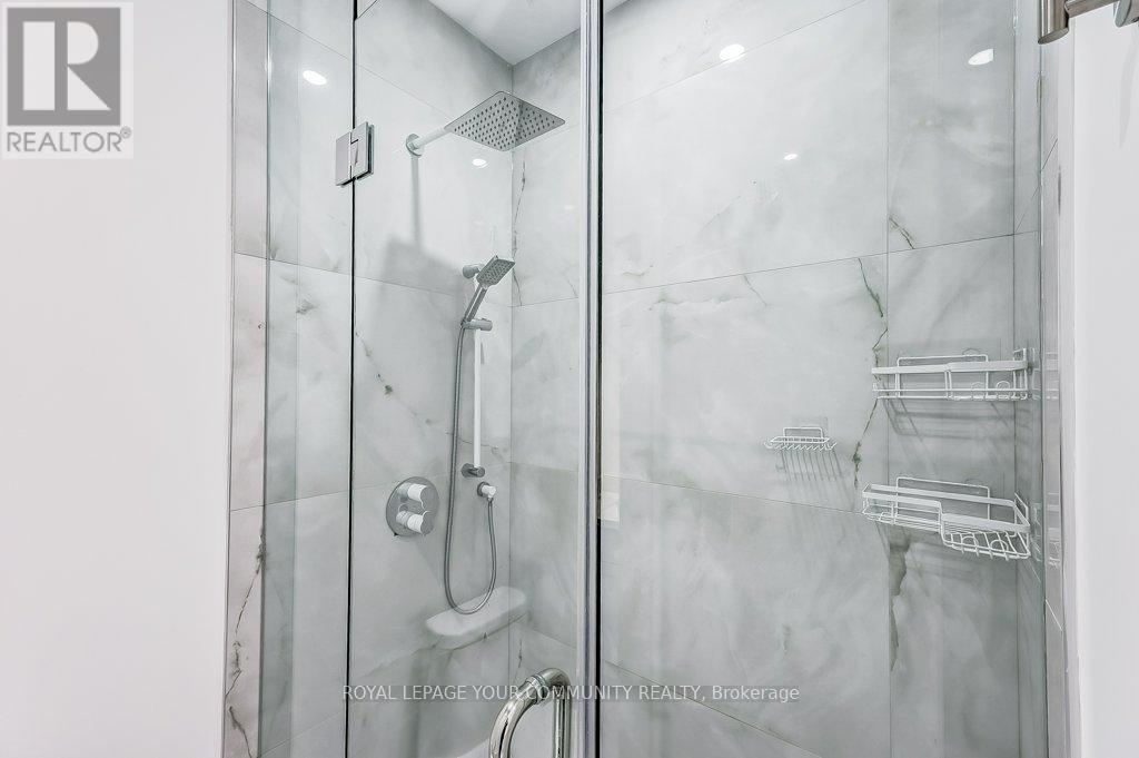2 Hemford Crescent, Toronto (Banbury-Don Mills), Ontario  M3B 2S5 - Photo 22 - C12373901
