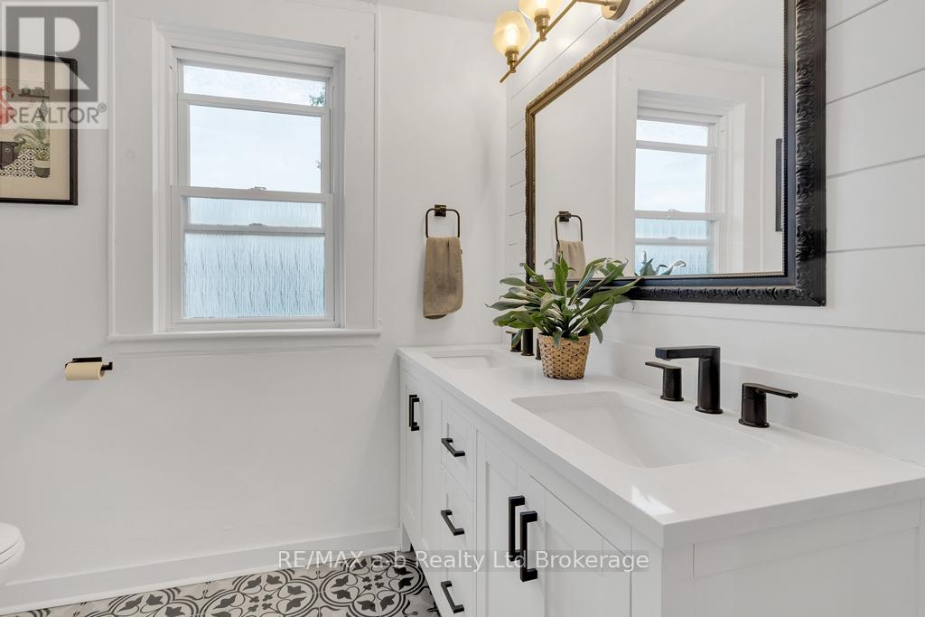 33 Stanley Street, St. Thomas, Ontario  N5R 3E7 - Photo 21 - X12373320