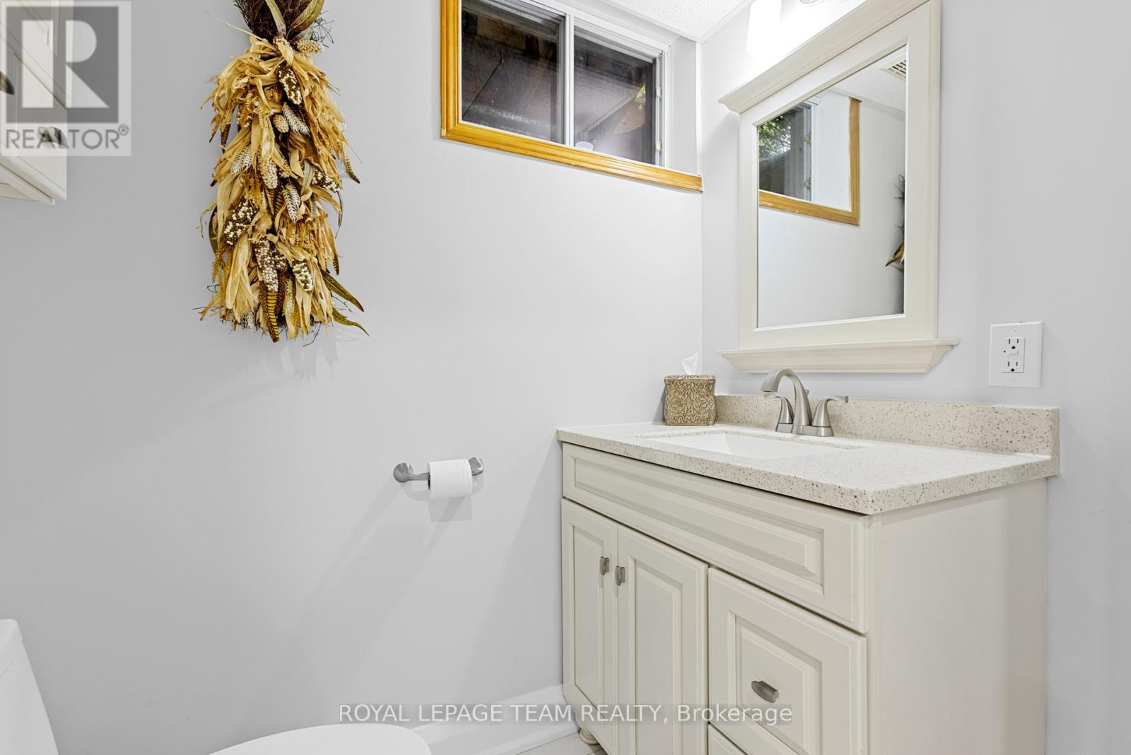 2248 Wallingford Way, Ottawa, Ontario  K0A 2T0 - Photo 34 - X12373978