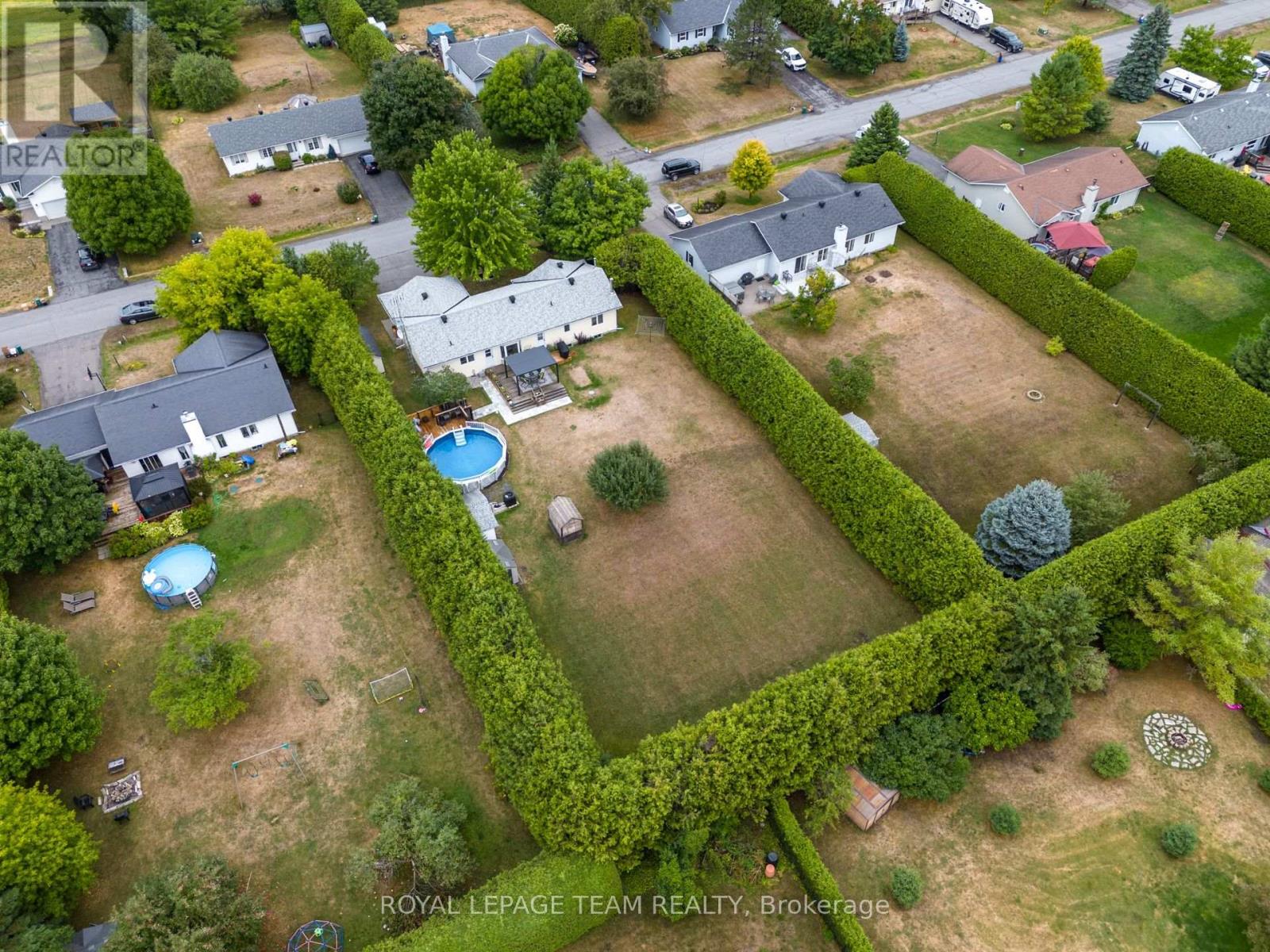 2248 Wallingford Way, Ottawa, Ontario  K0A 2T0 - Photo 41 - X12373978