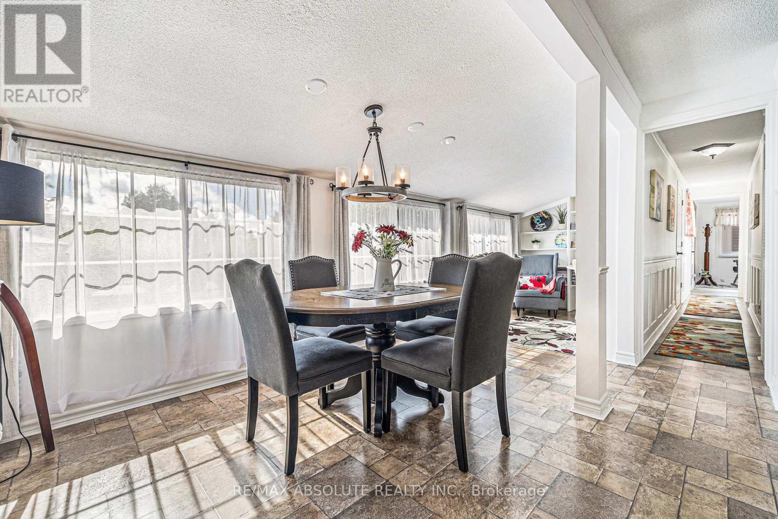 110 Sunset Drive, Carleton Place, Ontario  K7C 4R5 - Photo 10 - X12373997