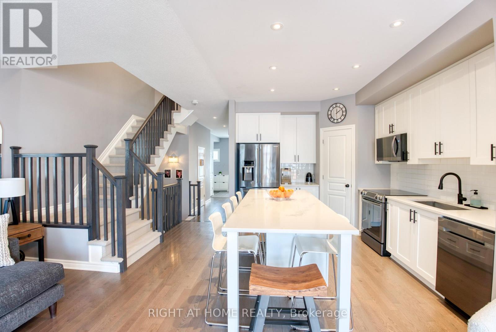 1148 Beckett Crescent, Ottawa, Ontario  K2S 0Z2 - Photo 8 - X12374009