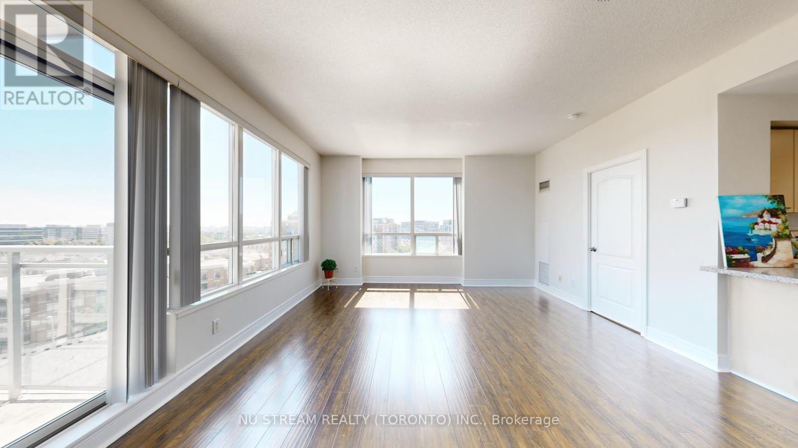 1020 - 62 Suncrest Boulevard, Markham, Ontario  L3T 7Y6 - Photo 7 - N12373649