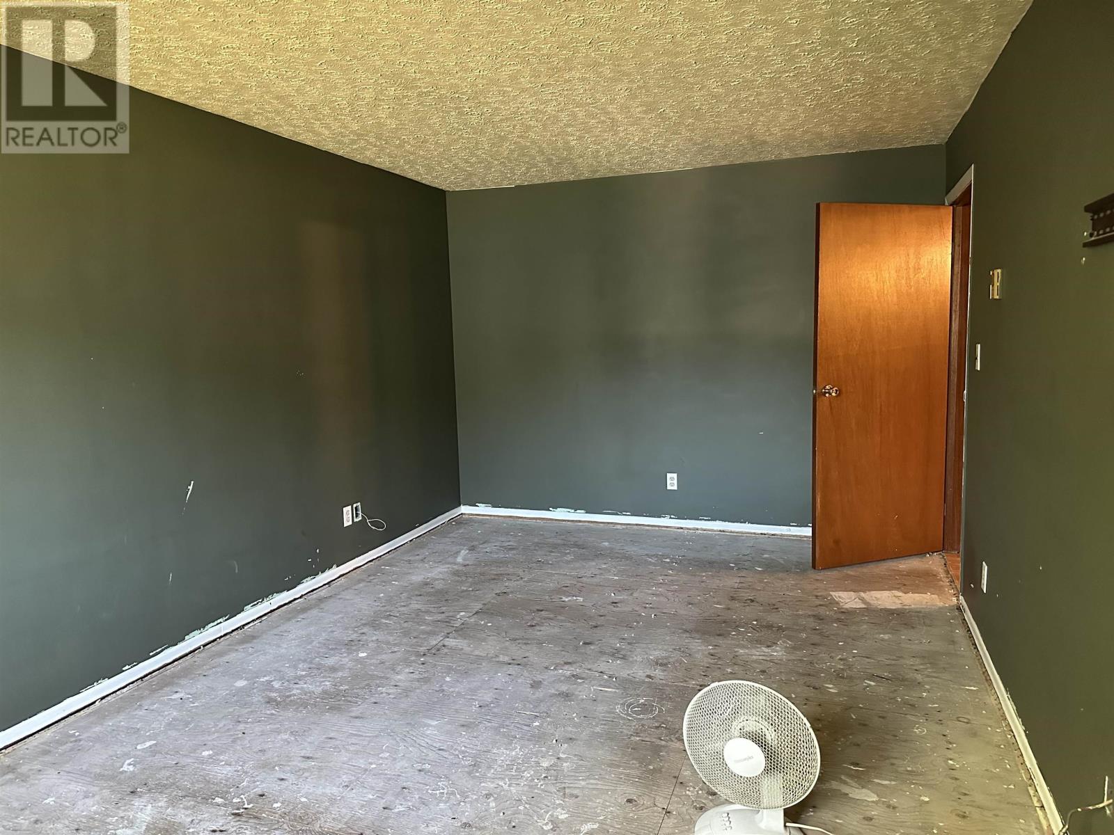 100 Centennial Dr, Schreiber, Ontario  P0T 2S0 - Photo 25 - TB252681