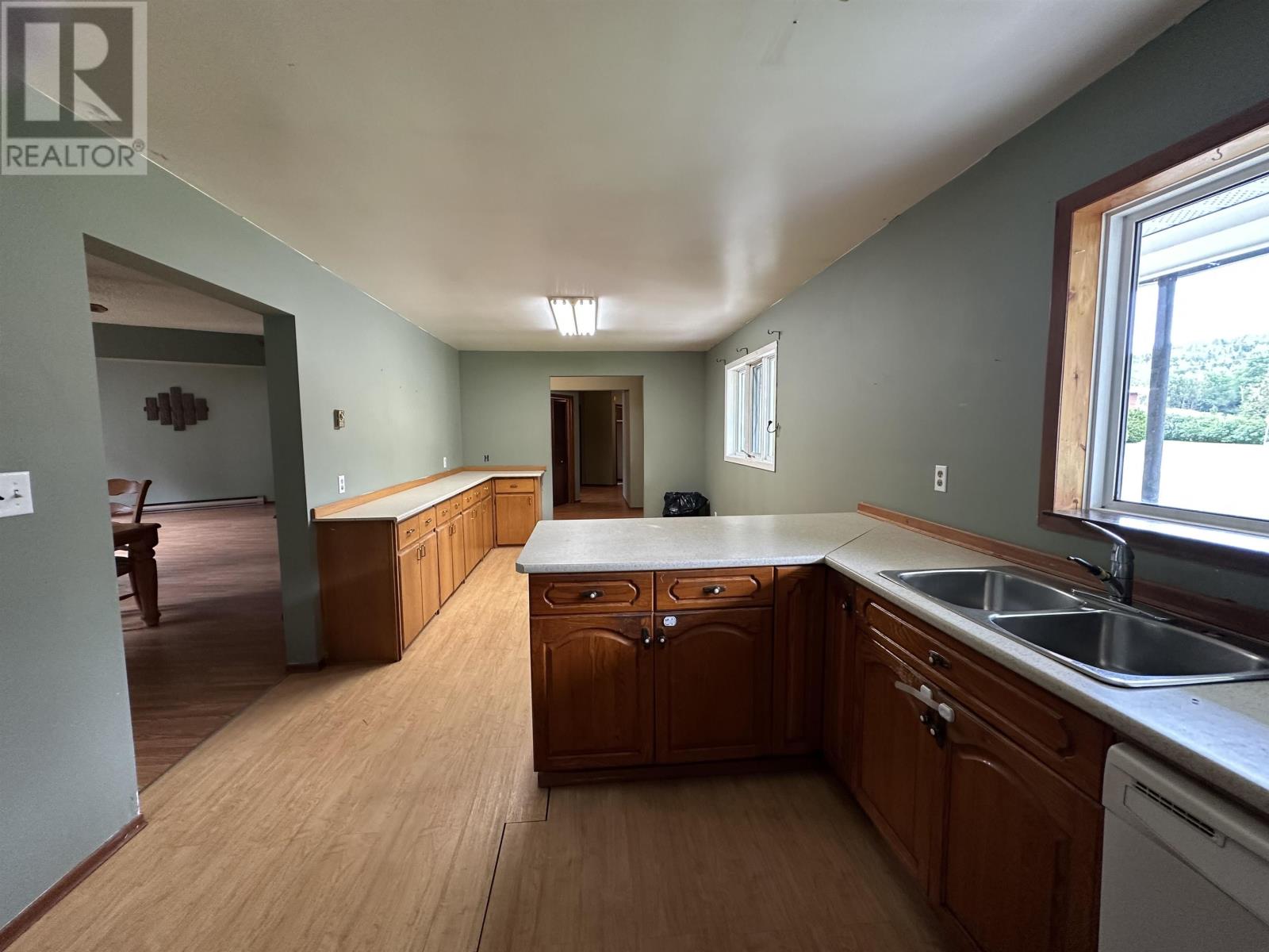 100 Centennial Dr, Schreiber, Ontario  P0T 2S0 - Photo 10 - TB252681