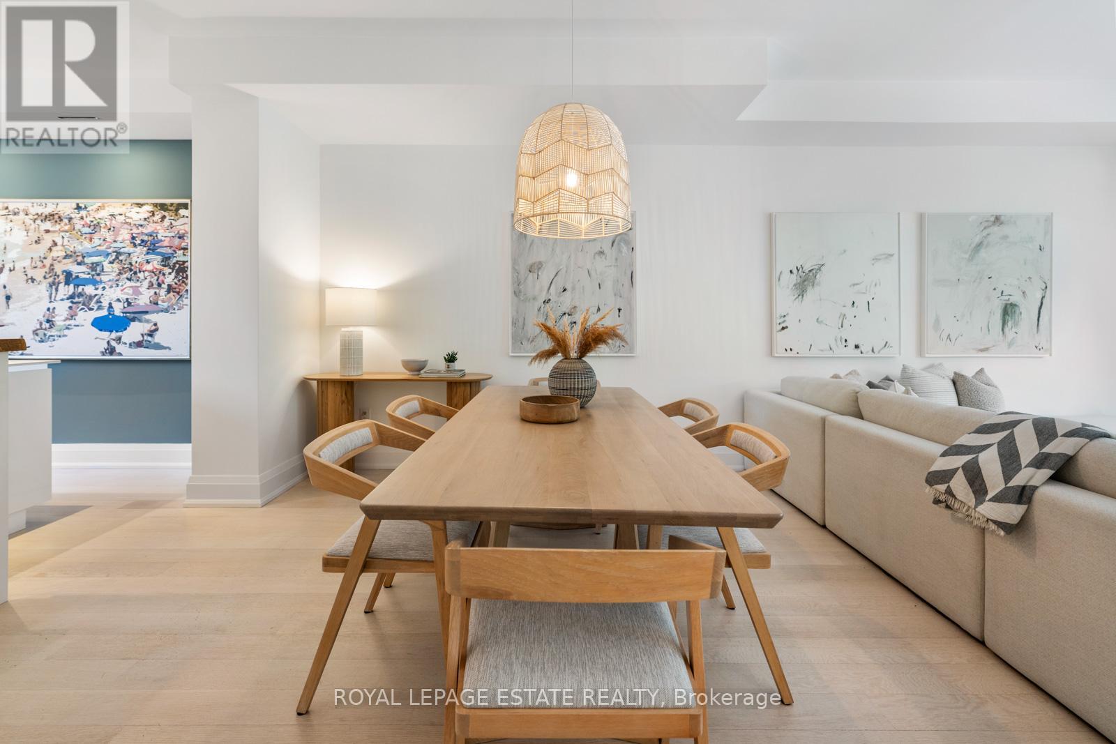 62 Hubbard Boulevard, Toronto, Ontario  M4E 1A4 - Photo 16 - E12373872