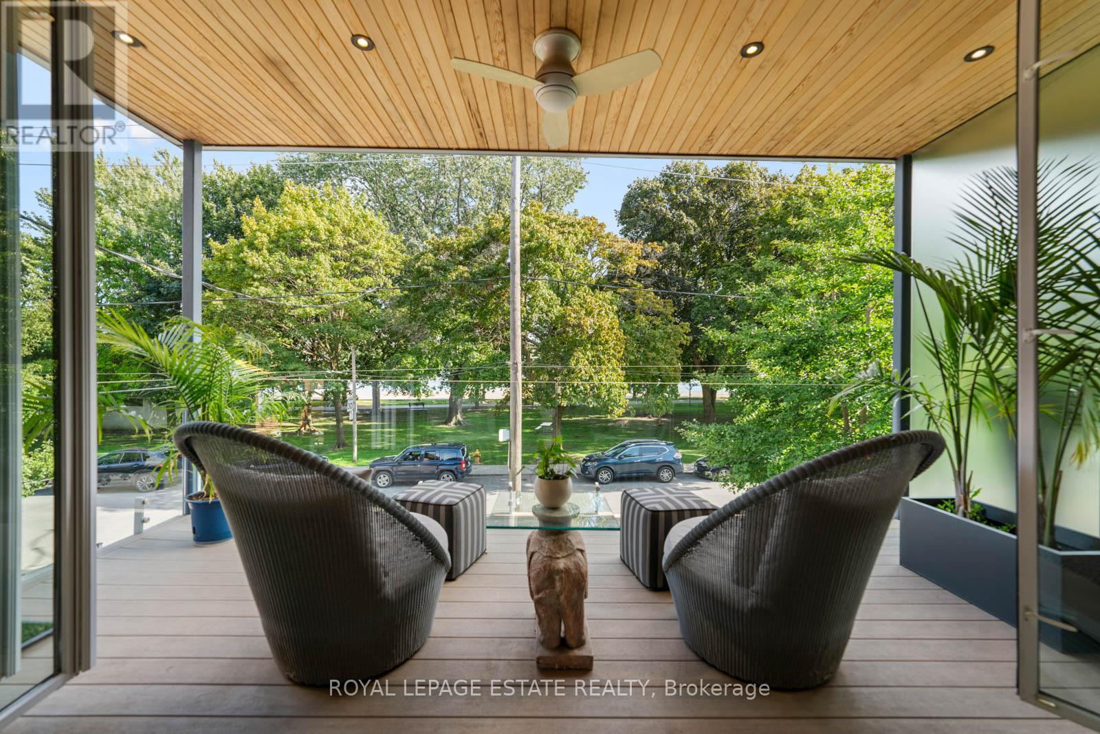 Property at 62 HUBBARD BOULEVARD image 2