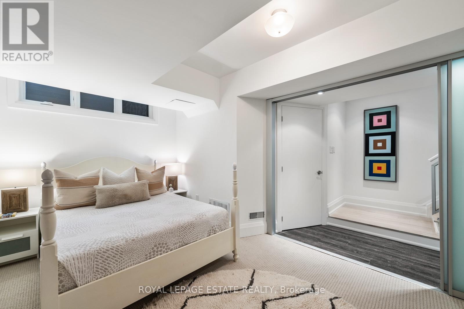 62 Hubbard Boulevard, Toronto, Ontario  M4E 1A4 - Photo 39 - E12373872