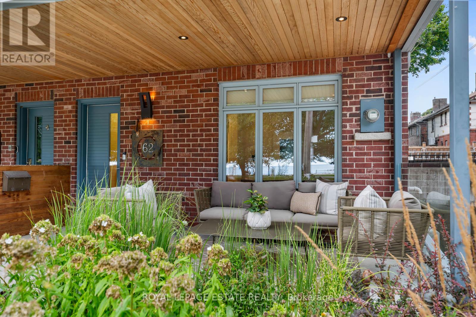 Property at 62 HUBBARD BOULEVARD image 4