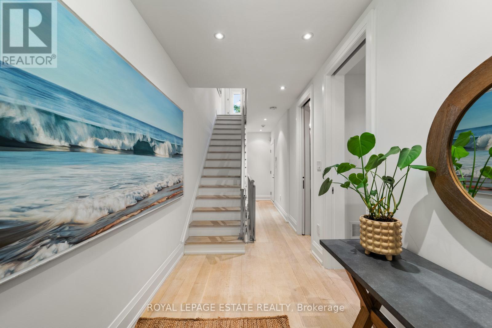 62 Hubbard Boulevard, Toronto, Ontario  M4E 1A4 - Photo 7 - E12373872