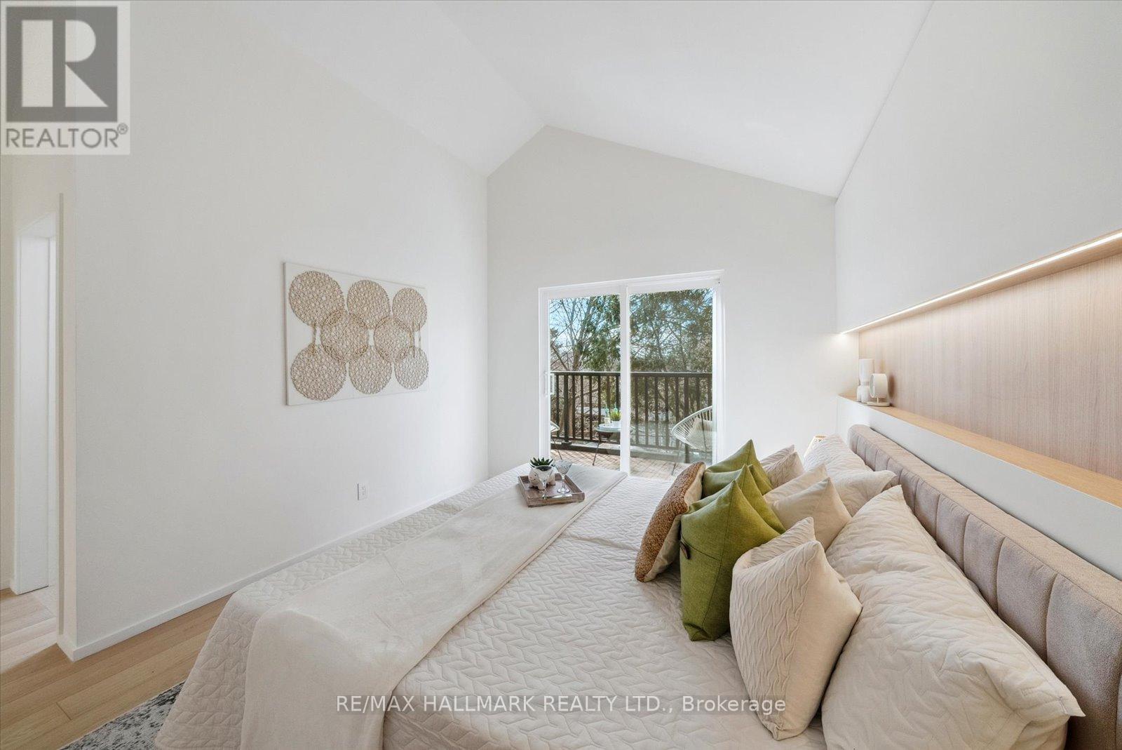 7 Ivy Avenue, Toronto, Ontario  M4L 2H6 - Photo 20 - E12373920