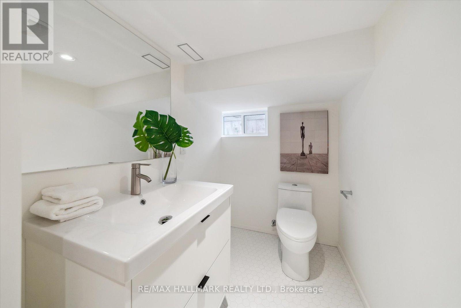 7 Ivy Avenue, Toronto, Ontario  M4L 2H6 - Photo 44 - E12373920