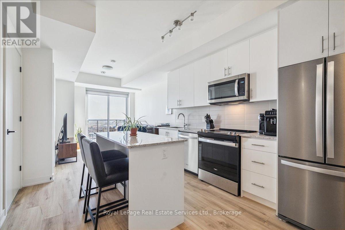 2001 - 335 Wheat Boom Drive, Oakville, Ontario  L6H 7Y1 - Photo 10 - W12373999