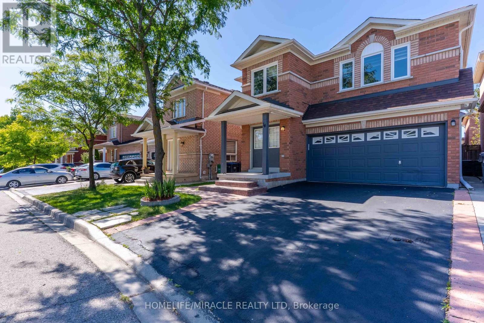 14 Galveston Crescent, Brampton, Ontario  L7A 3R7 - Photo 2 - W12372789