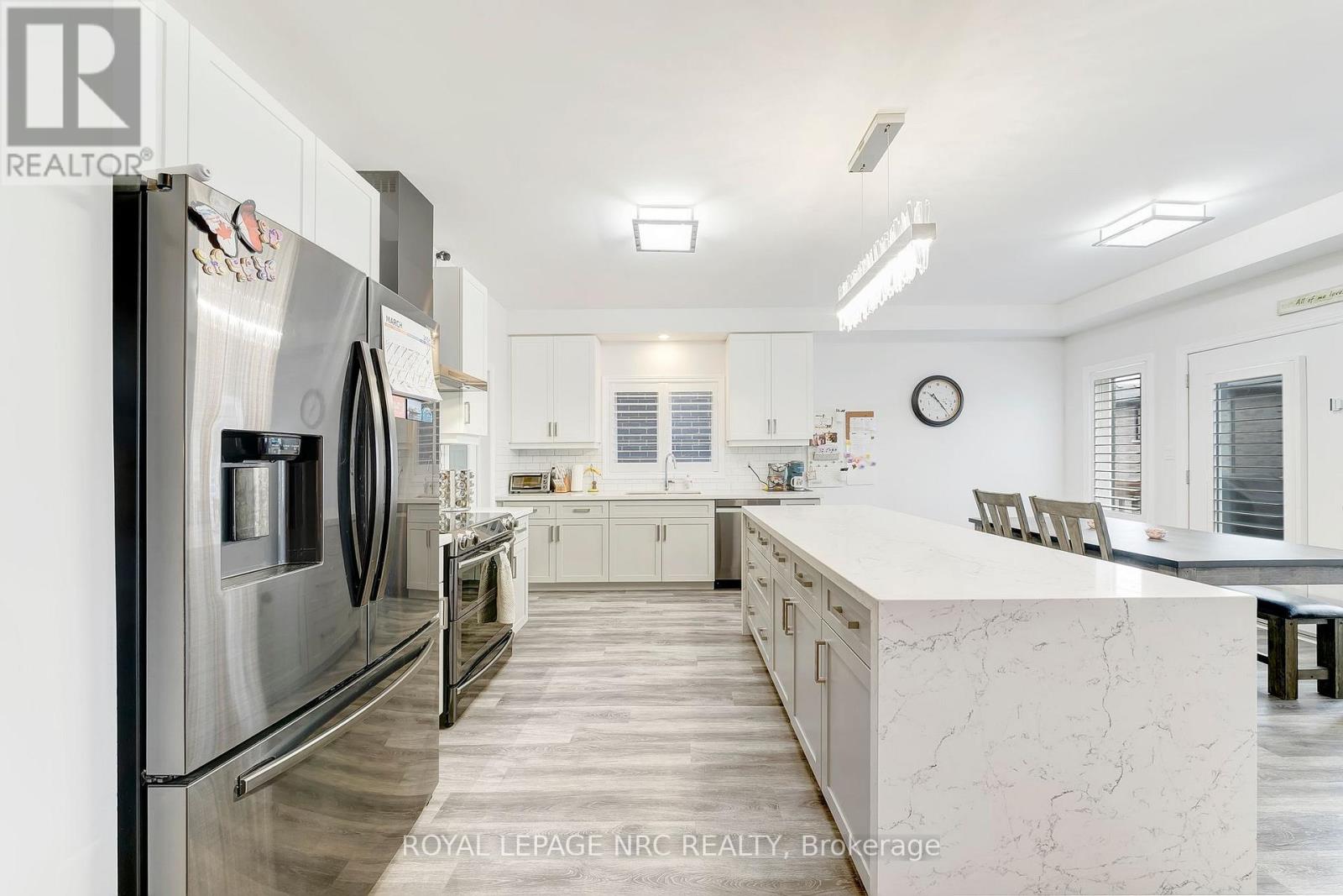 4071 Thomas Street, Lincoln, Ontario  L3J 0S5 - Photo 11 - X12373977