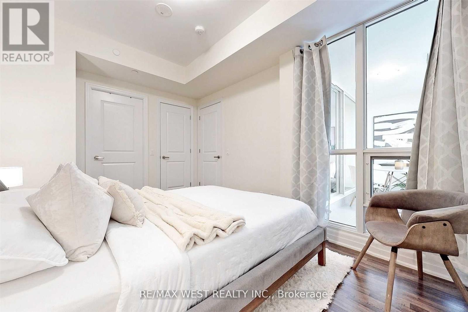 301 - 9085 Jane Street, Vaughan, Ontario  L4K 0L8 - Photo 13 - N12373732