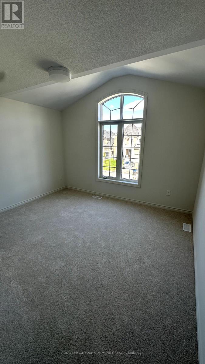 17 Sandhill Crescent, Adjala-Tosorontio, Ontario  L0G 1W0 - Photo 6 - N12373804