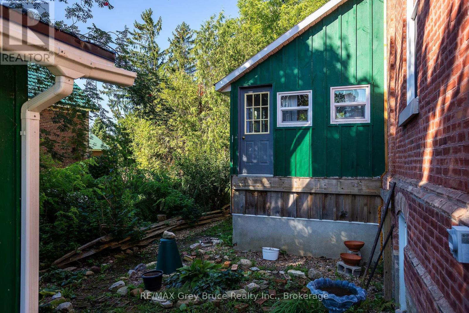 319930 Kemble Rock Road, Georgian Bluffs, Ontario  N0H 1S0 - Photo 33 - X12373998