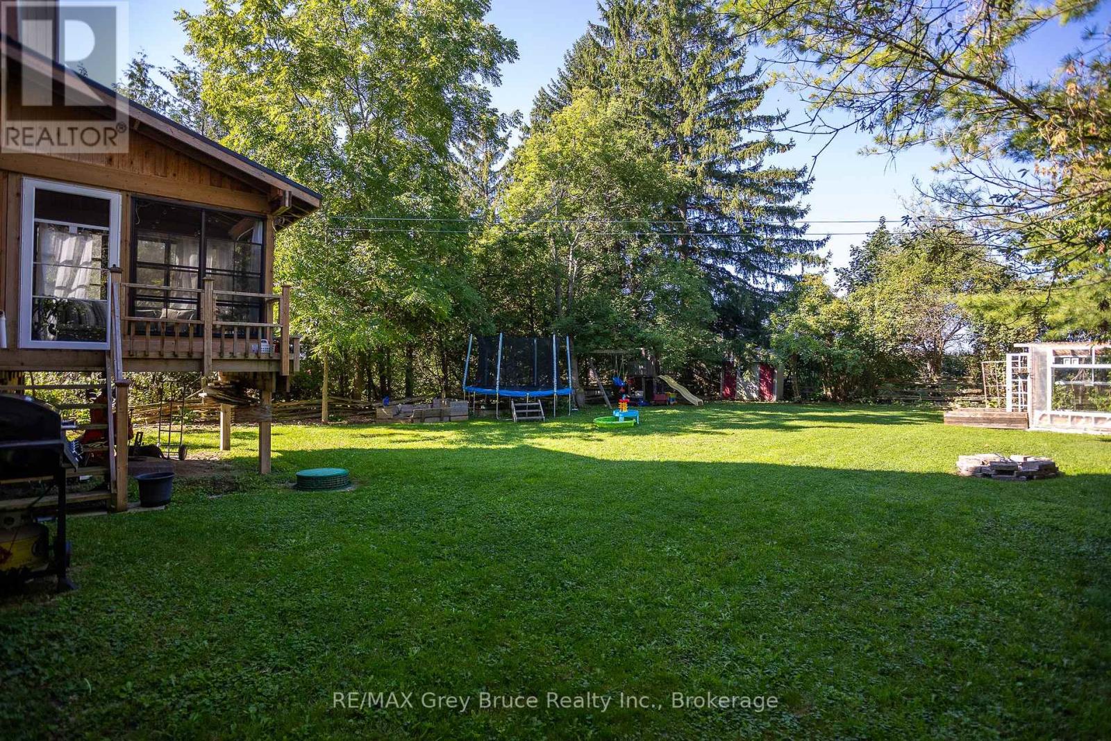 319930 Kemble Rock Road, Georgian Bluffs, Ontario  N0H 1S0 - Photo 35 - X12373998