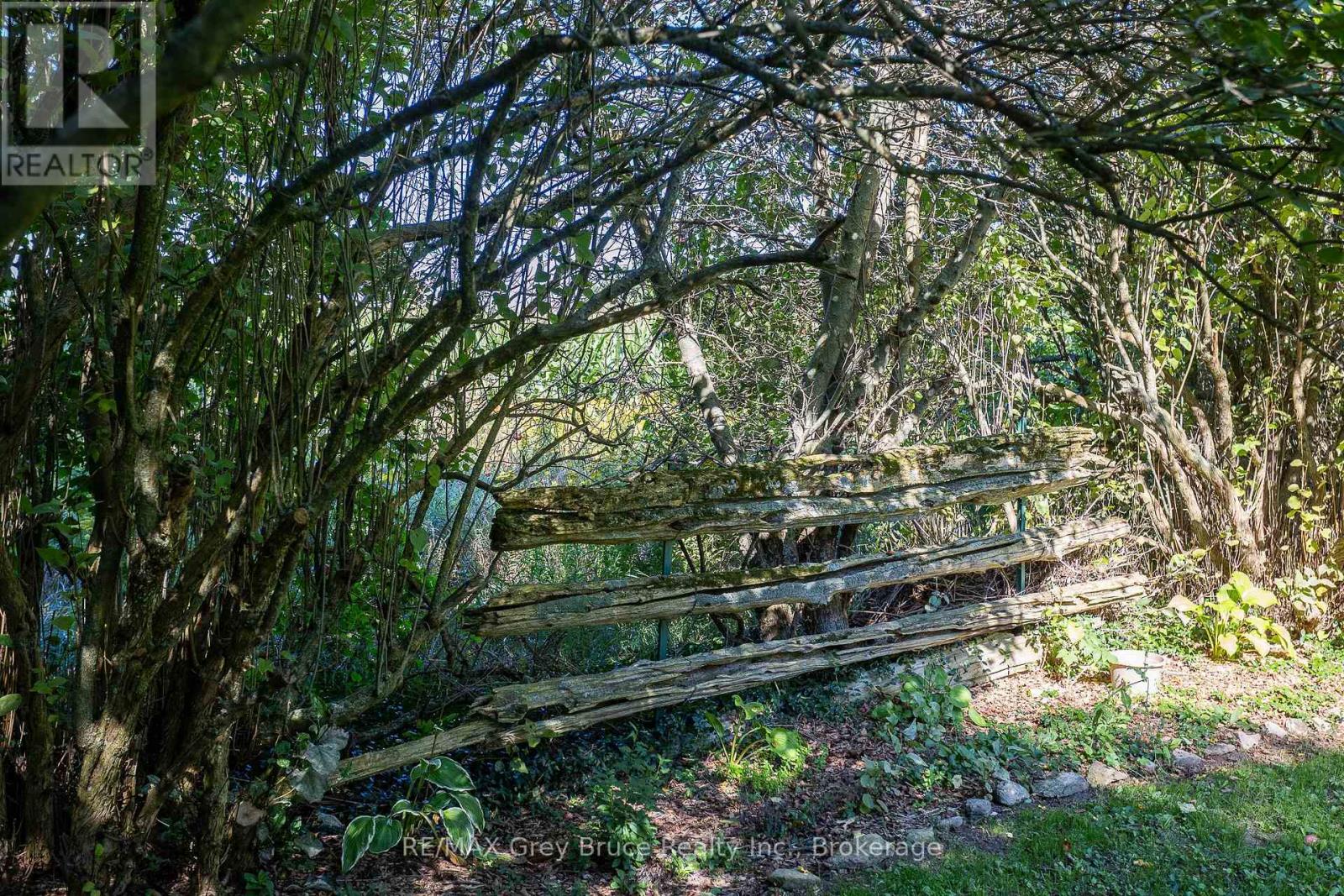 319930 Kemble Rock Road, Georgian Bluffs, Ontario  N0H 1S0 - Photo 44 - X12373998