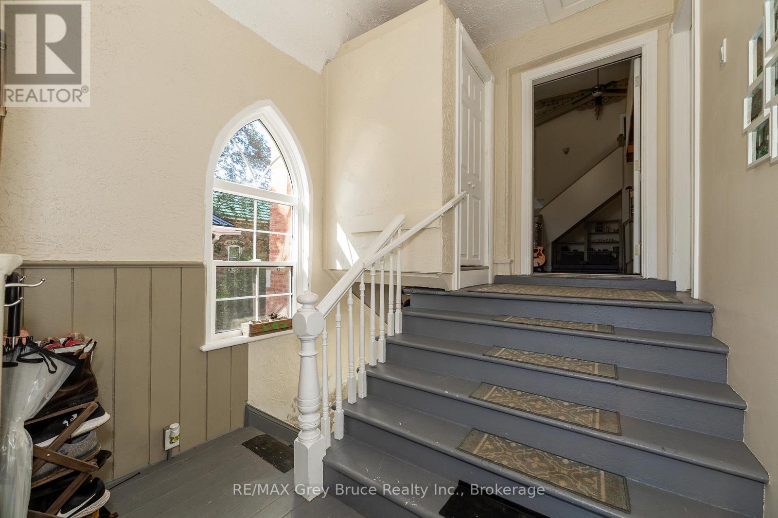 319930 Kemble Rock Road, Georgian Bluffs, Ontario  N0H 1S0 - Photo 6 - X12373998