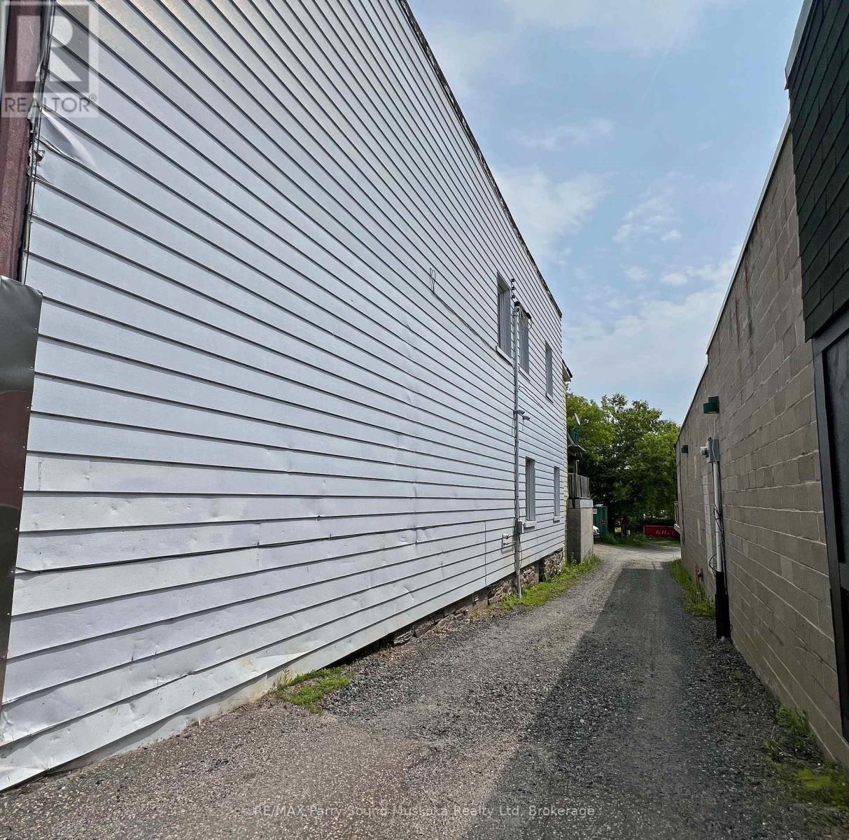 111 James Street, Parry Sound, Ontario  P2A 1T7 - Photo 34 - X12374032