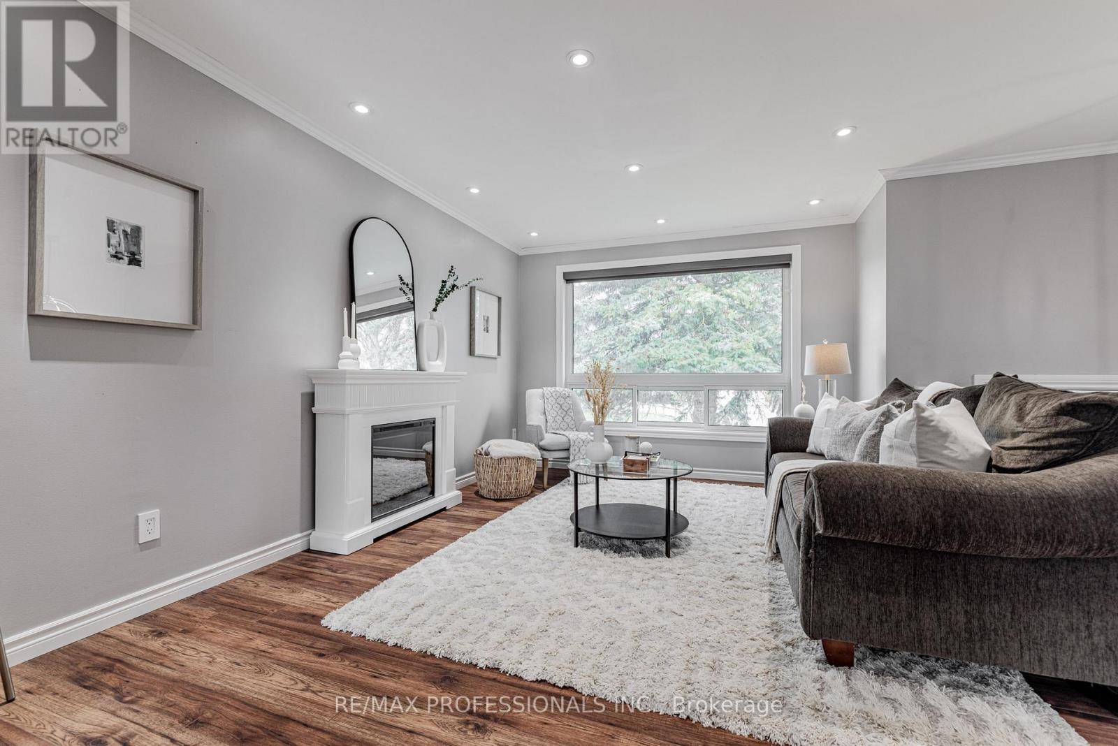 16 Wales Avenue N, Adjala-Tosorontio, Ontario  L0M 1J0 - Photo 5 - N12373905