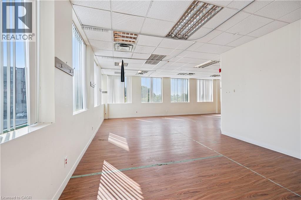751 Victoria Street S Unit# 200, Kitchener, Ontario  N2M 5N4 - Photo 26 - 40761436