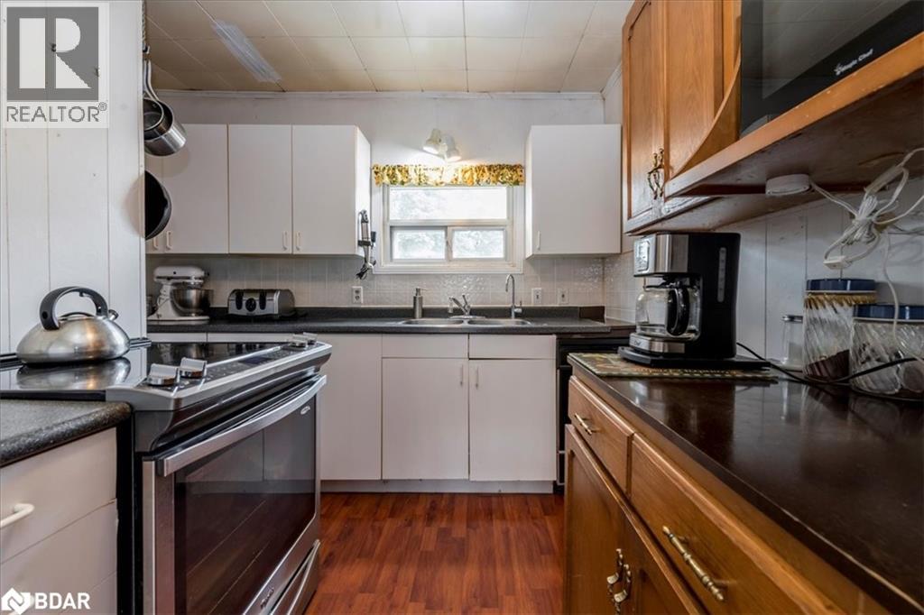 227 Southview Road, Barrie, Ontario  L4N 3X6 - Photo 6 - 40752607