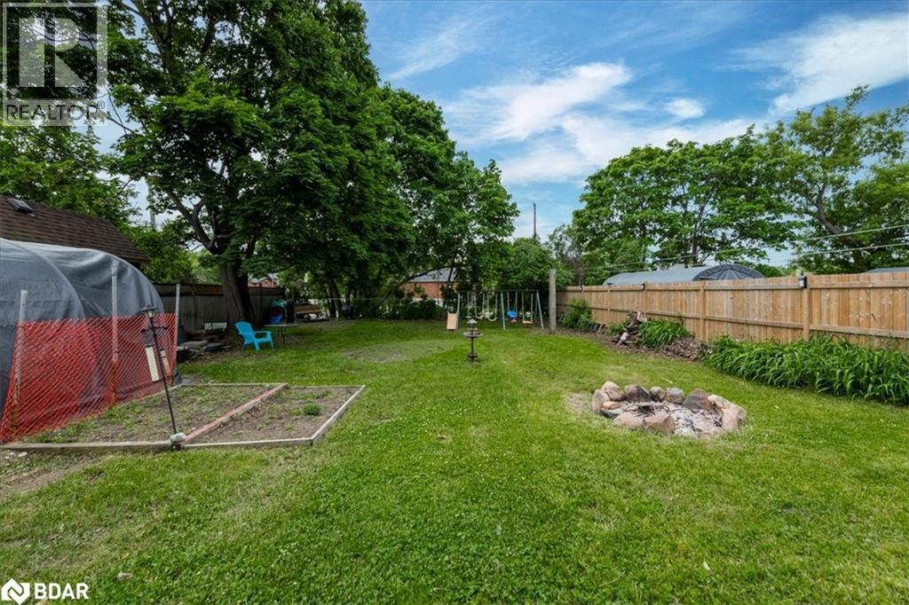 227 Southview Road, Barrie, Ontario  L4N 3X6 - Photo 15 - 40752607