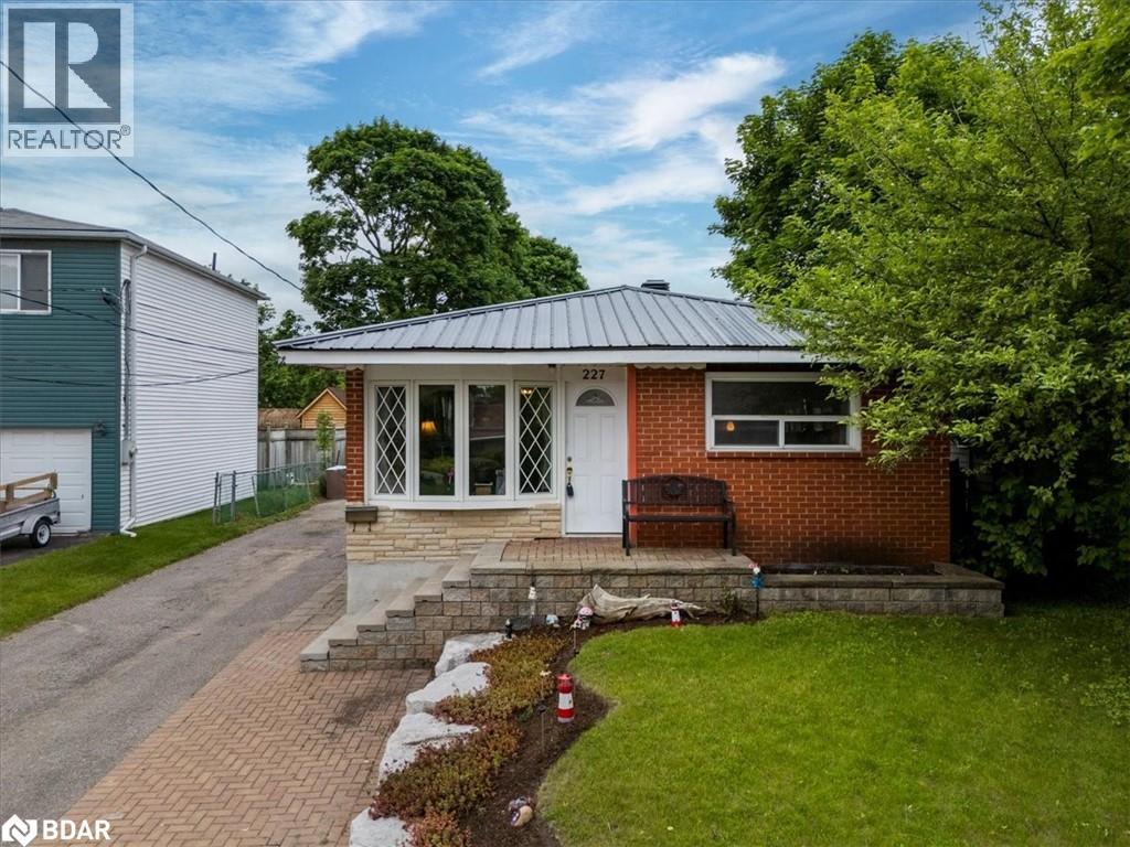 227 Southview Road, Barrie, Ontario  L4N 3X6 - Photo 26 - 40752607