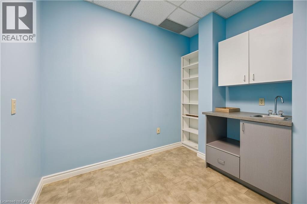 751 Victoria Street S Unit# 202, Kitchener, Ontario  N2M 5N4 - Photo 23 - 40761428