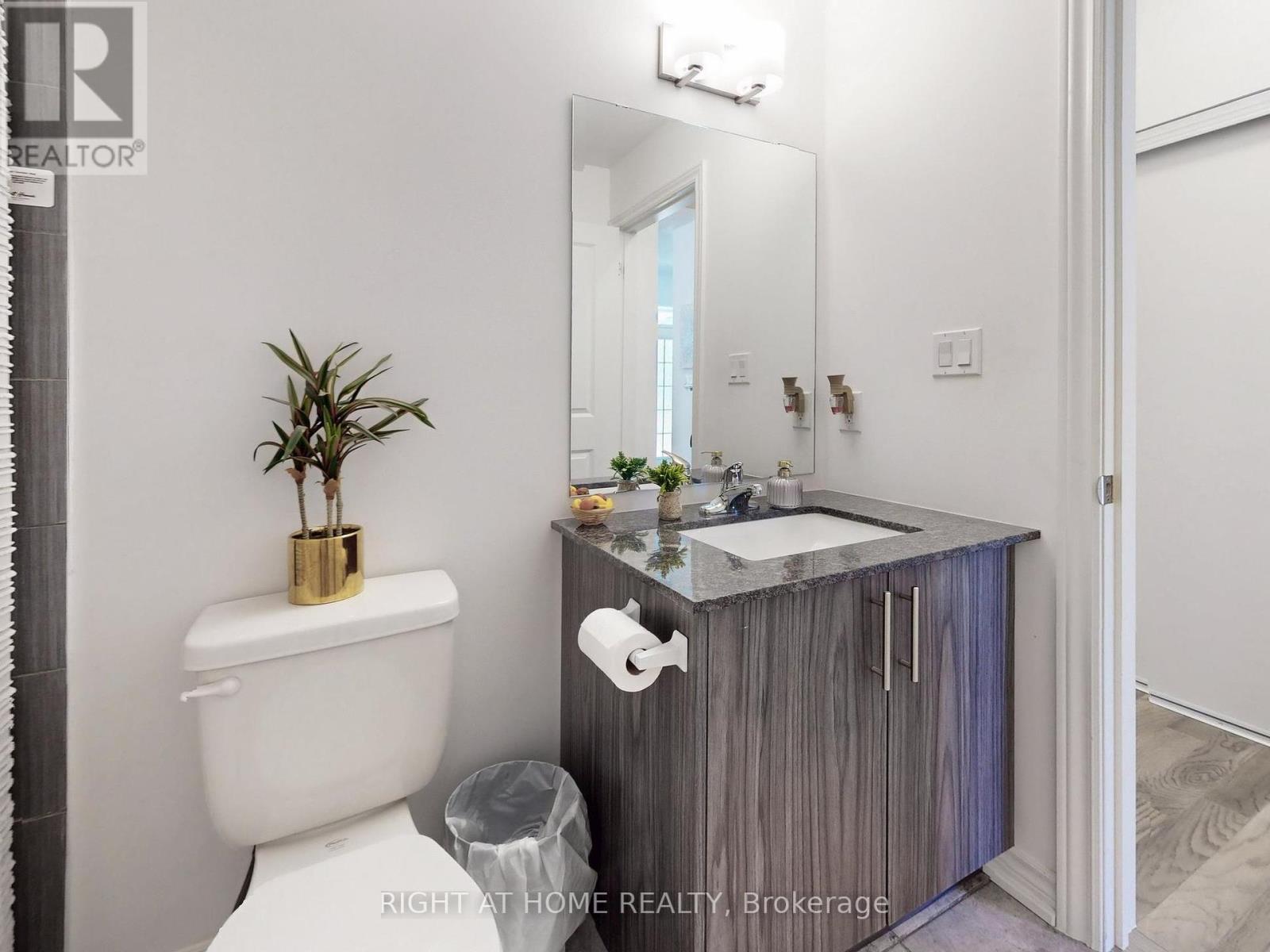 1 Harvest Crescent, Barrie (Innis-Shore), Ontario  L9J 0T3 - Photo 25 - S12373770