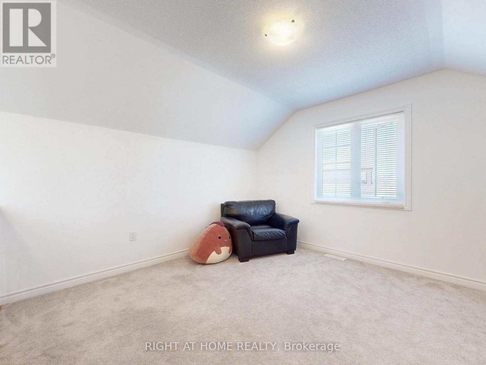 1 Harvest Crescent, Barrie (Innis-Shore), Ontario  L9J 0T3 - Photo 28 - S12373770