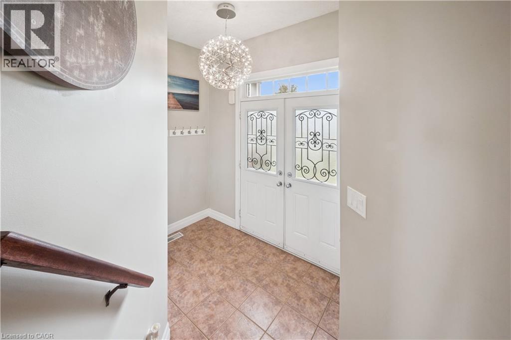 Property at 957 BANFFSHIRE Court image 4