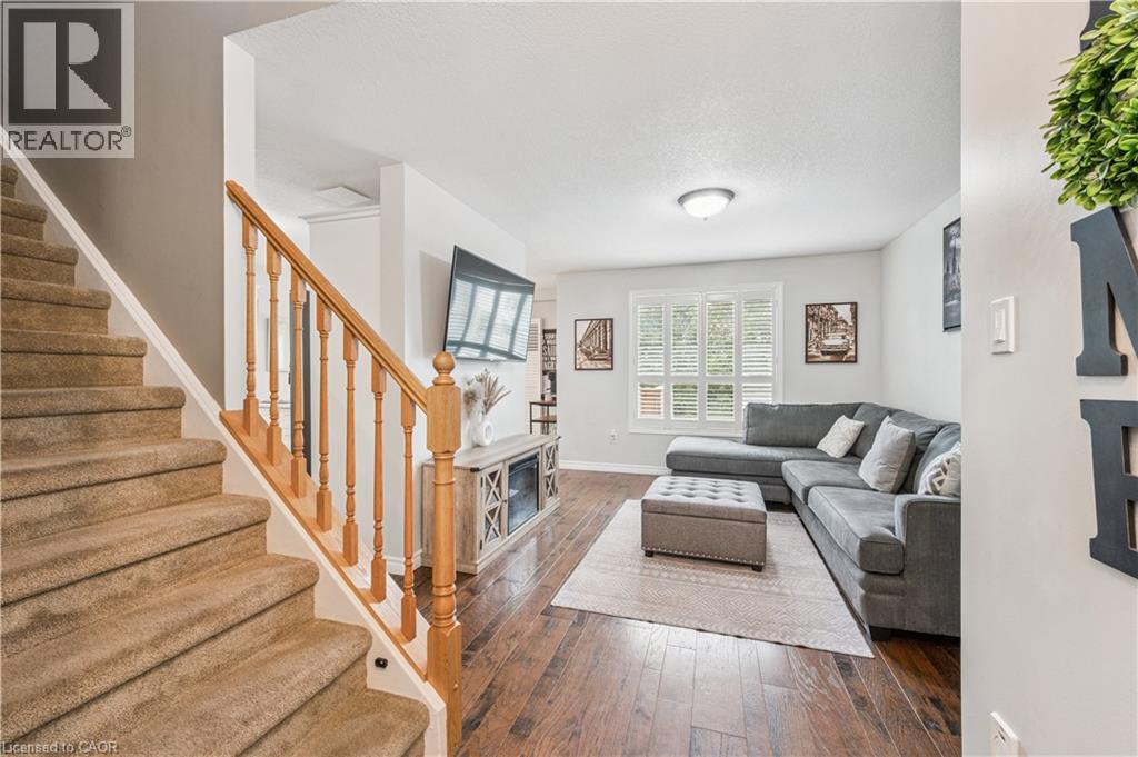 Property at 96 KENT Street image 5