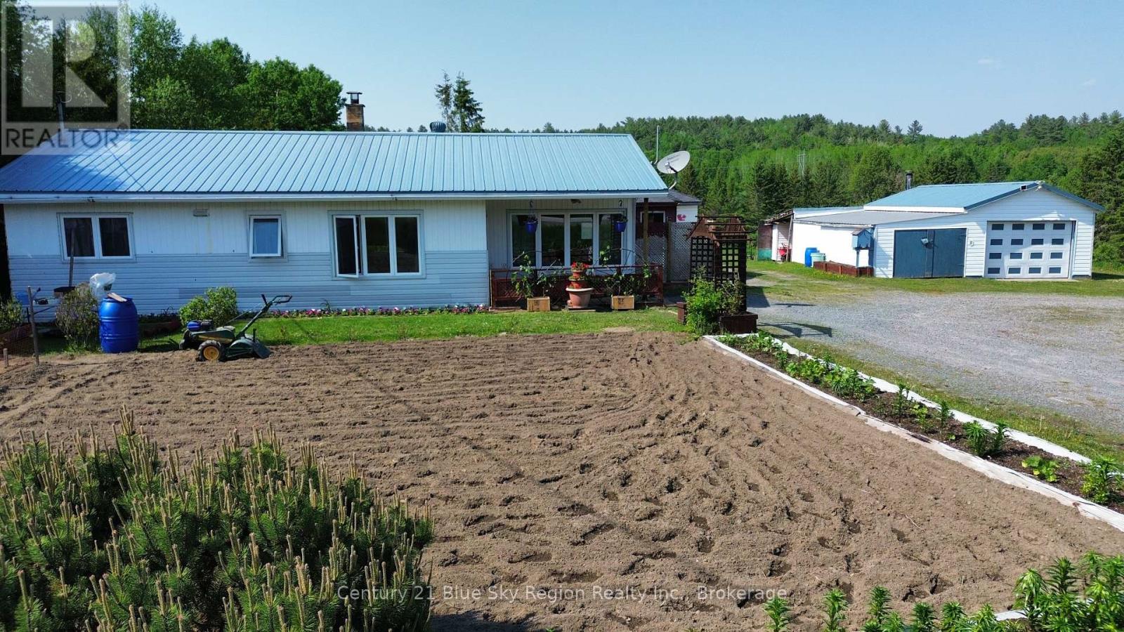 7707 Highway 17, Markstay-Warren, Ontario  P0H 2N0 - Photo 1 - X12201808