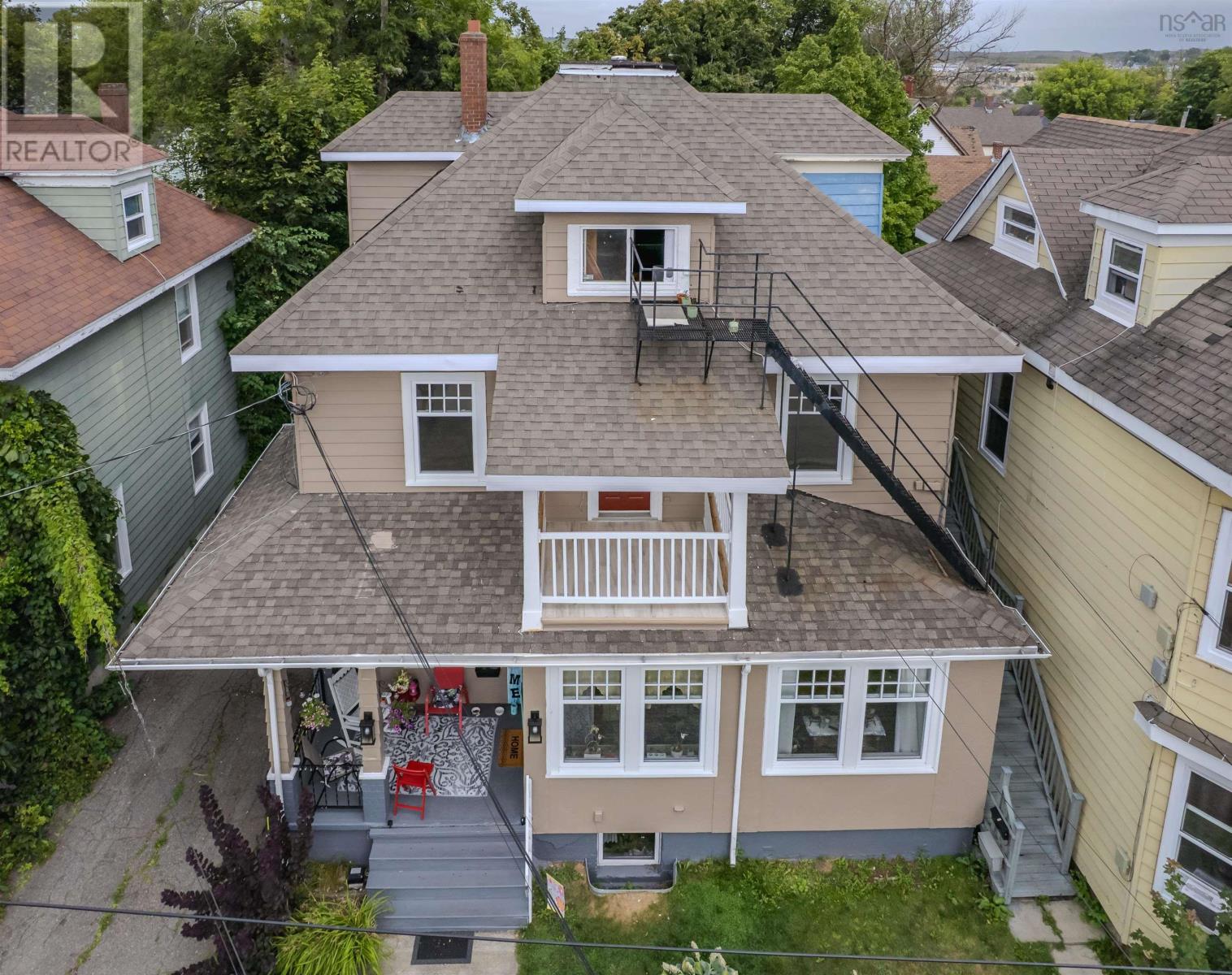 41 Charlotte, Sydney, Nova Scotia  B1P 1B5 - Photo 2 - 202522092