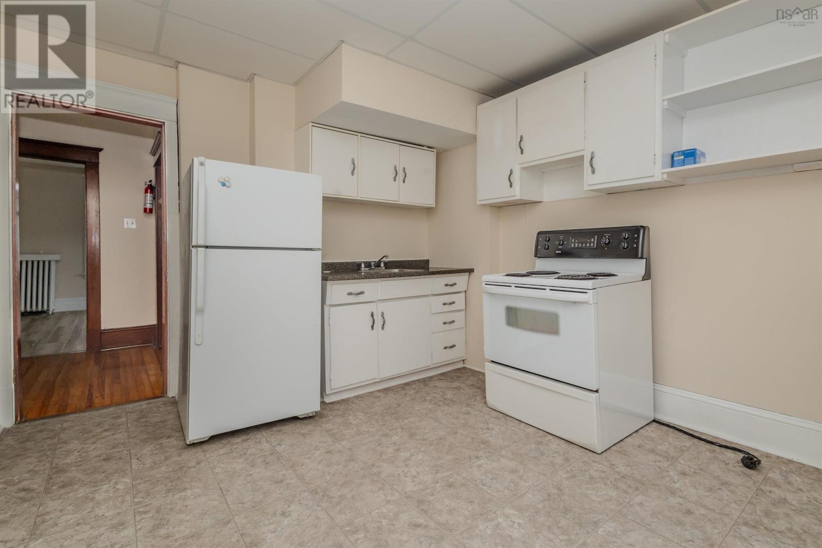 41 Charlotte, Sydney, Nova Scotia  B1P 1B5 - Photo 25 - 202522092