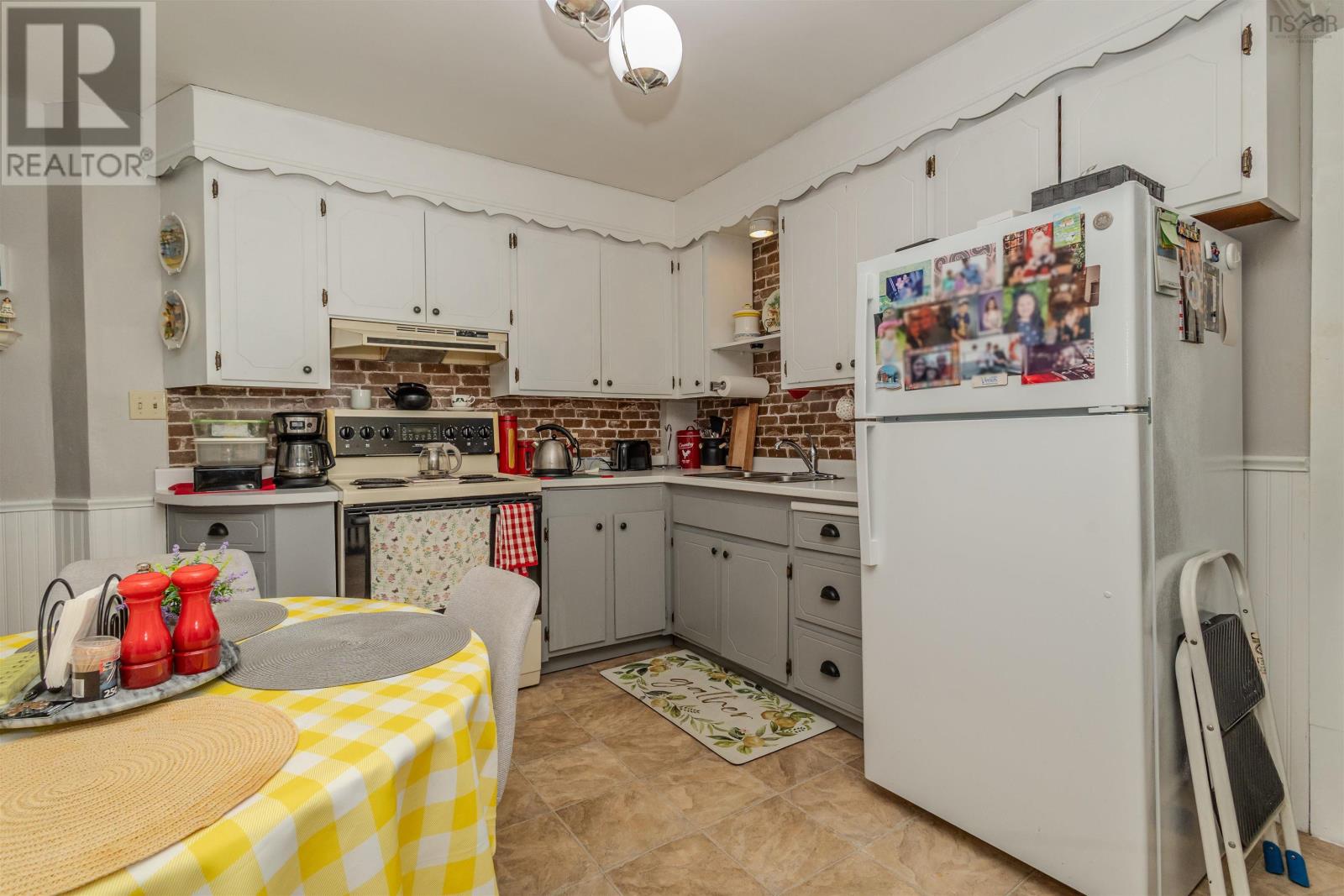 41 Charlotte, Sydney, Nova Scotia  B1P 1B5 - Photo 38 - 202522092