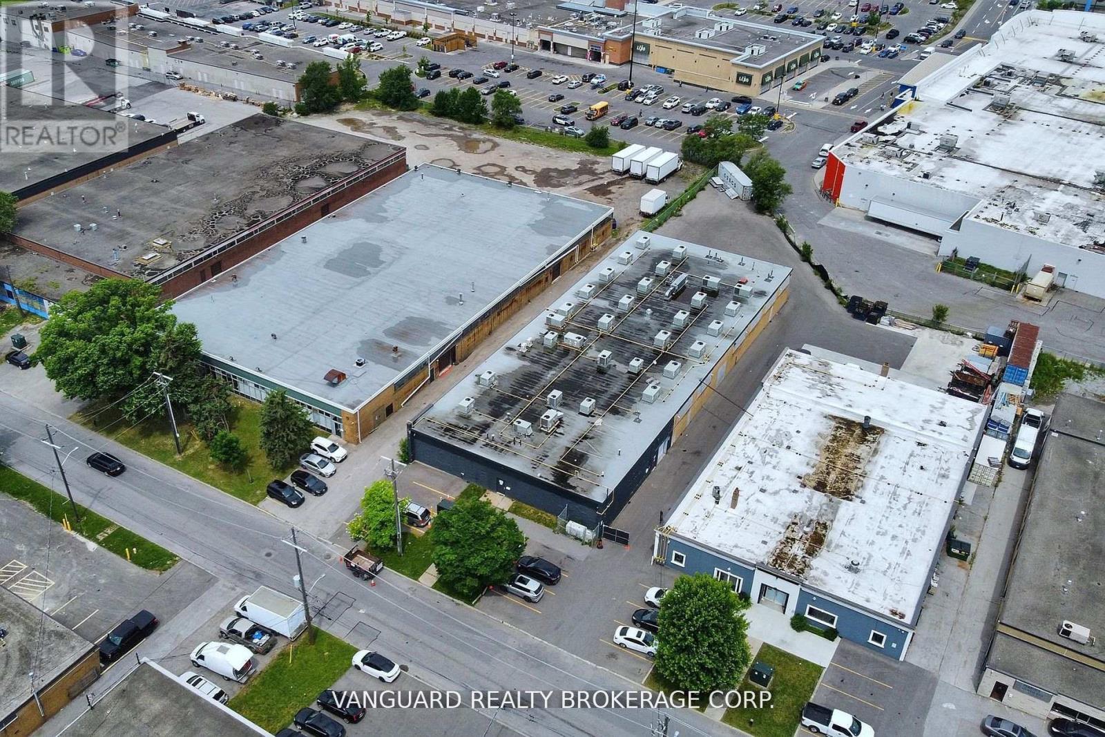 56-58 Colville Road, Toronto, Ontario  M6M 2Y4 - Photo 14 - W12373734