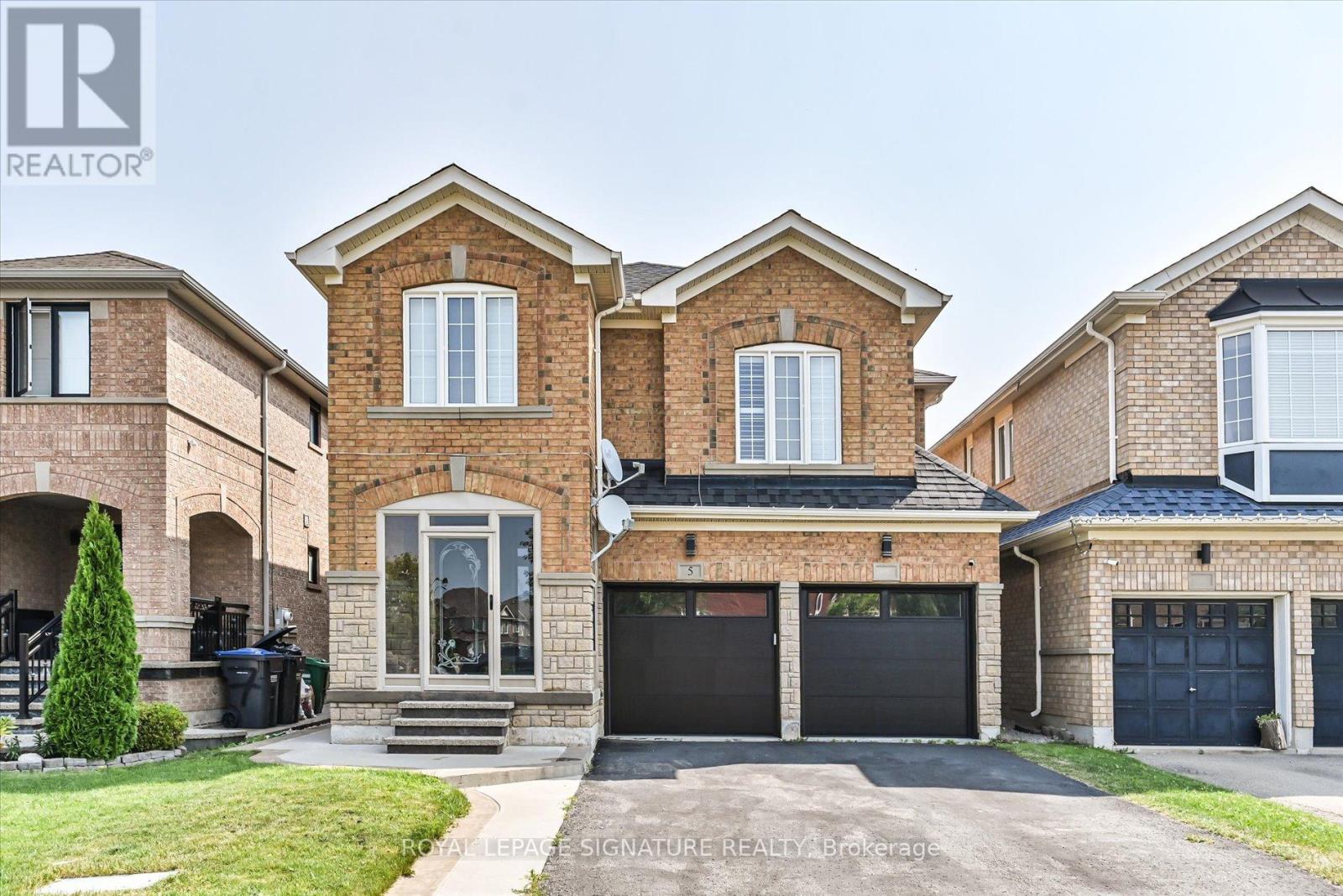 5 Thornbush Boulevard, Brampton, Ontario  L7A 3X9 - Photo 46 - W12373786