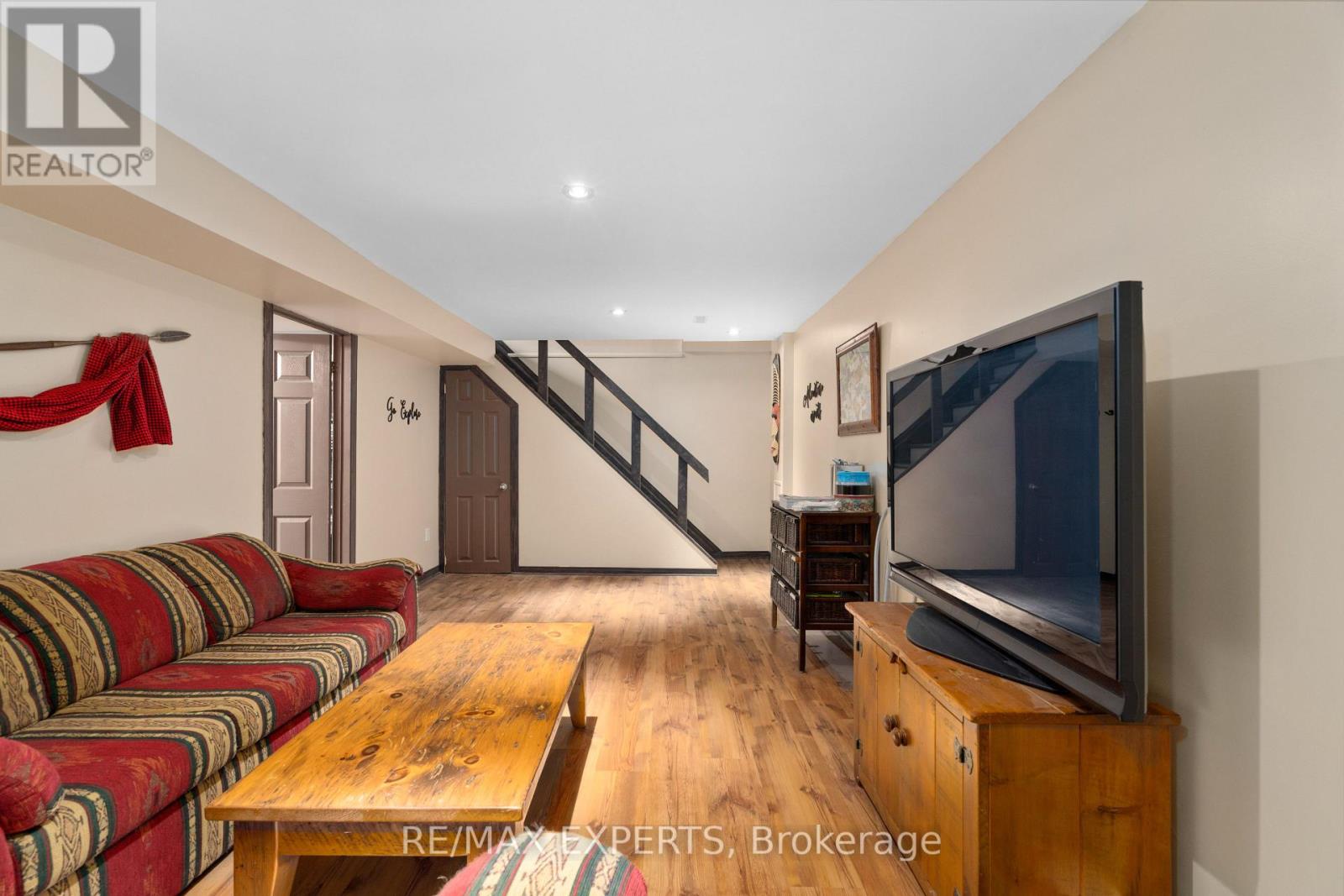 28 Hilltop Drive, Caledon, Ontario  L7C 1H6 - Photo 24 - W12373871