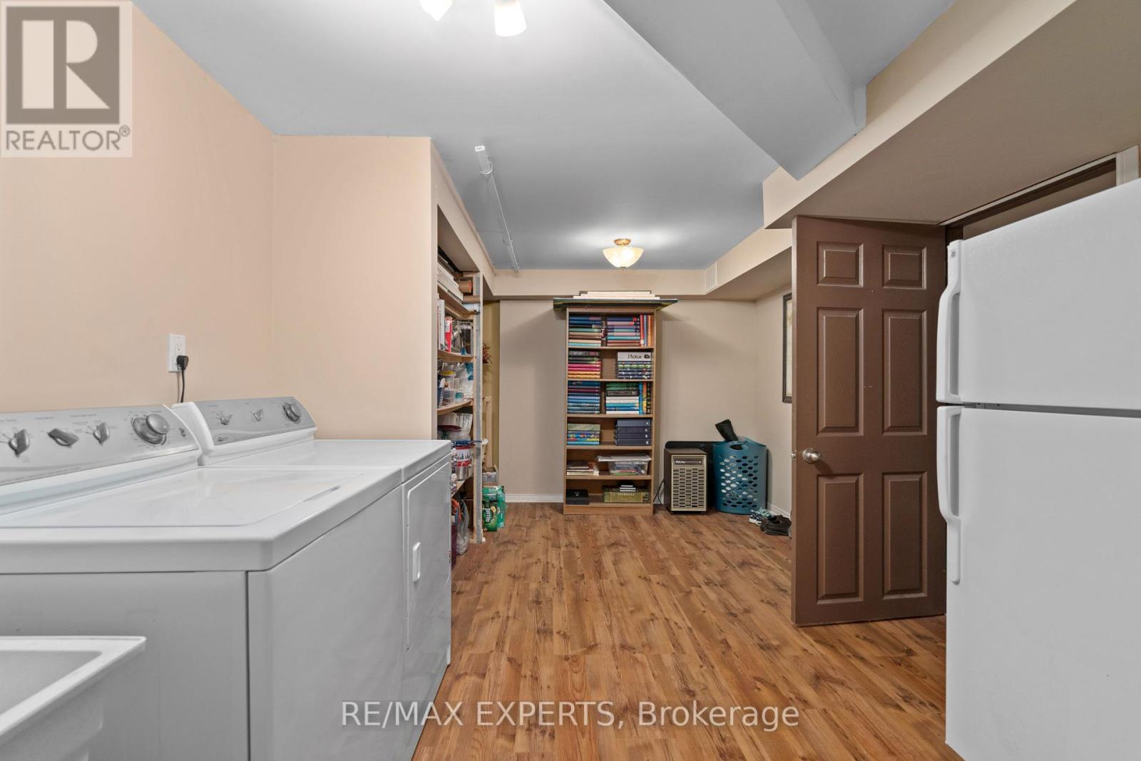 28 Hilltop Drive, Caledon, Ontario  L7C 1H6 - Photo 26 - W12373871