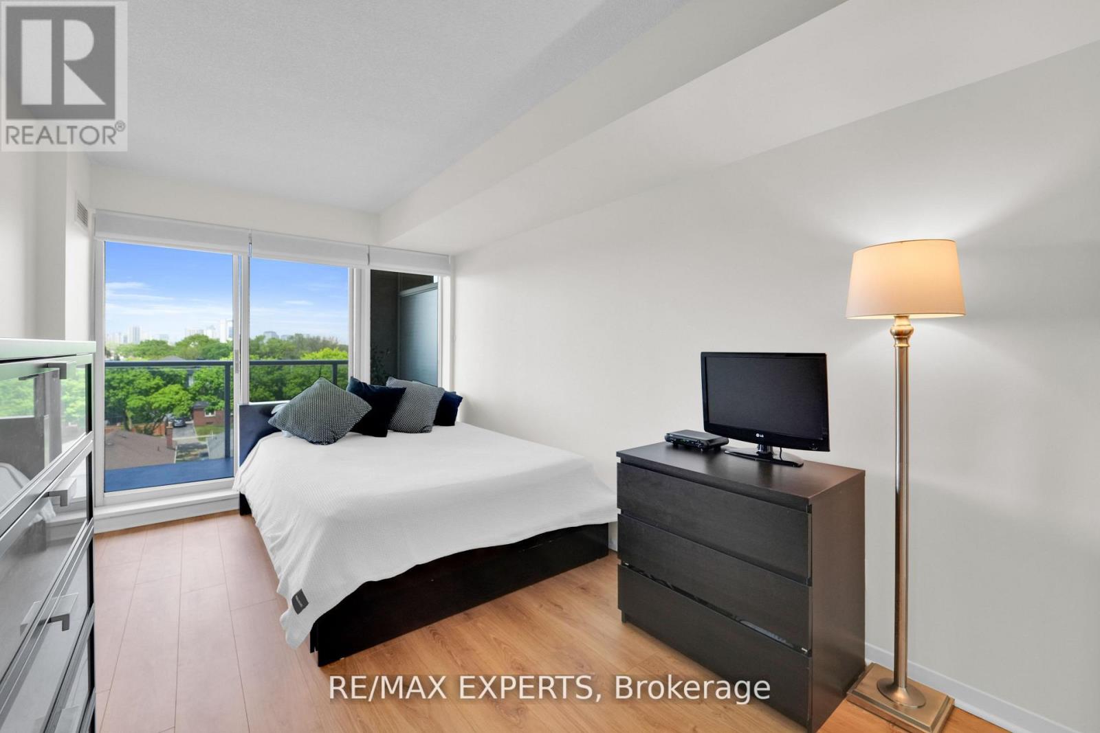 516 - 1050 The Queensway, Toronto, Ontario  M8Z 0A8 - Photo 16 - W12373908