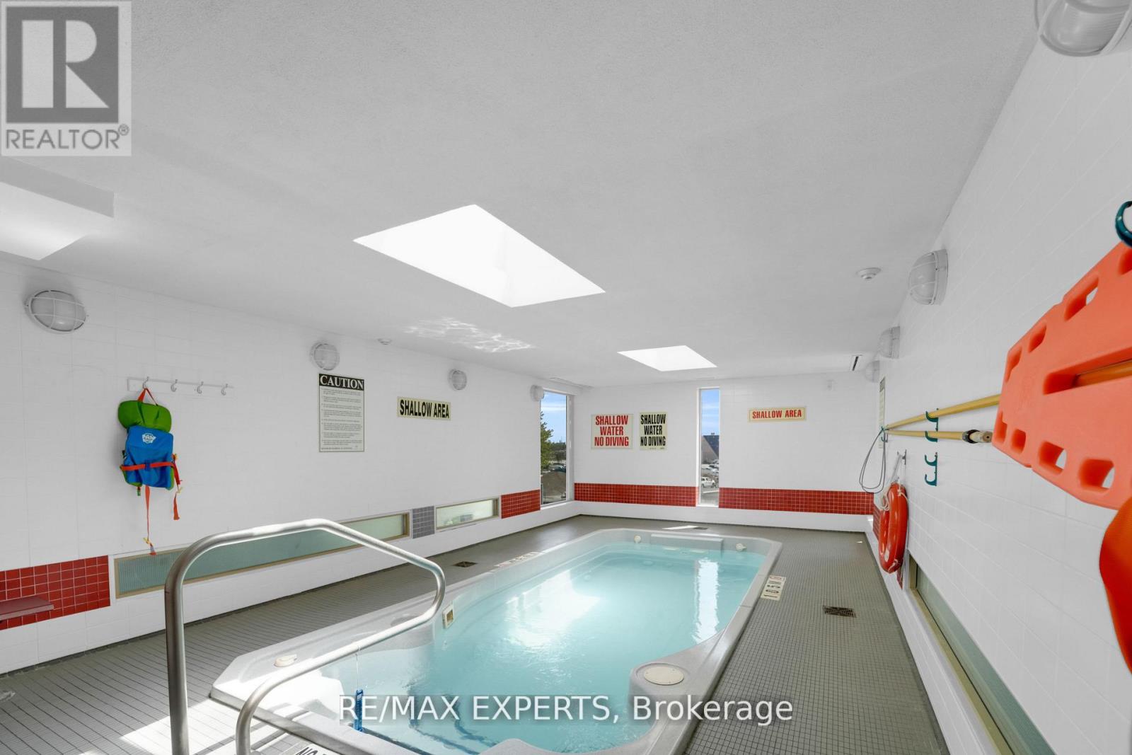 516 - 1050 The Queensway, Toronto, Ontario  M8Z 0A8 - Photo 32 - W12373908