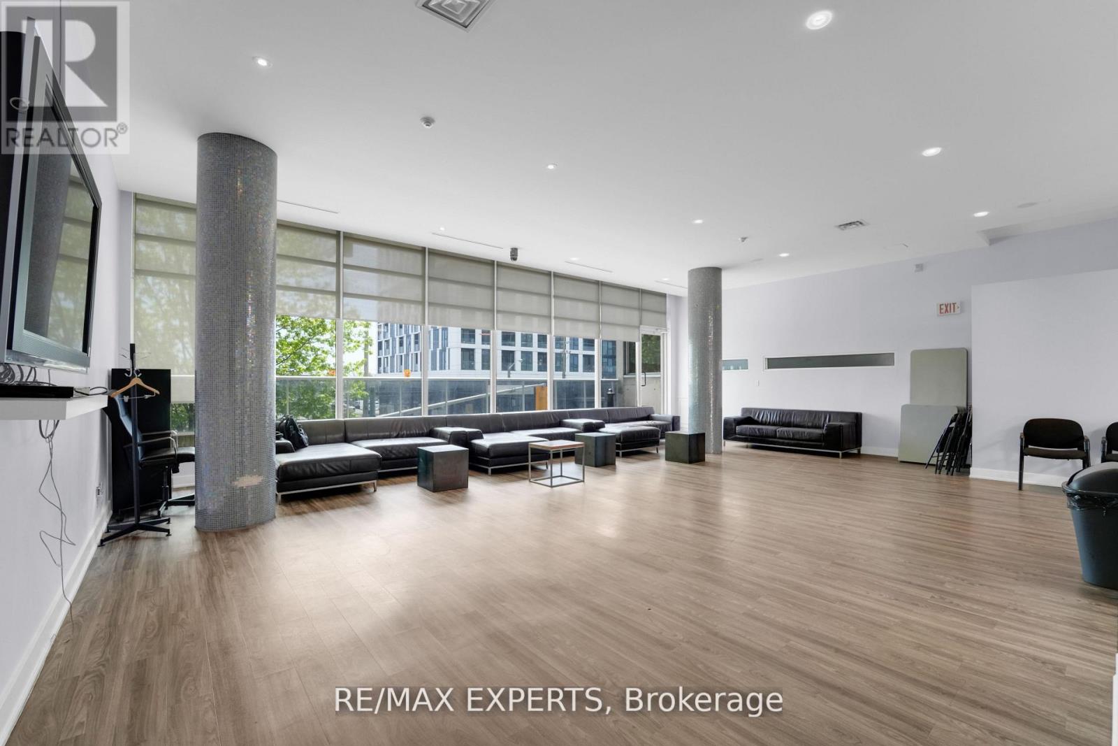 516 - 1050 The Queensway, Toronto, Ontario  M8Z 0A8 - Photo 34 - W12373908