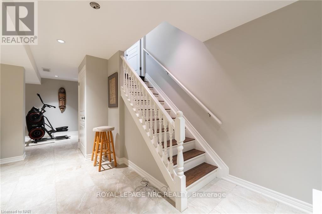 535 Carrie Avenue, Fort Erie, Ontario  L0S 1N0 - Photo 26 - X12033923