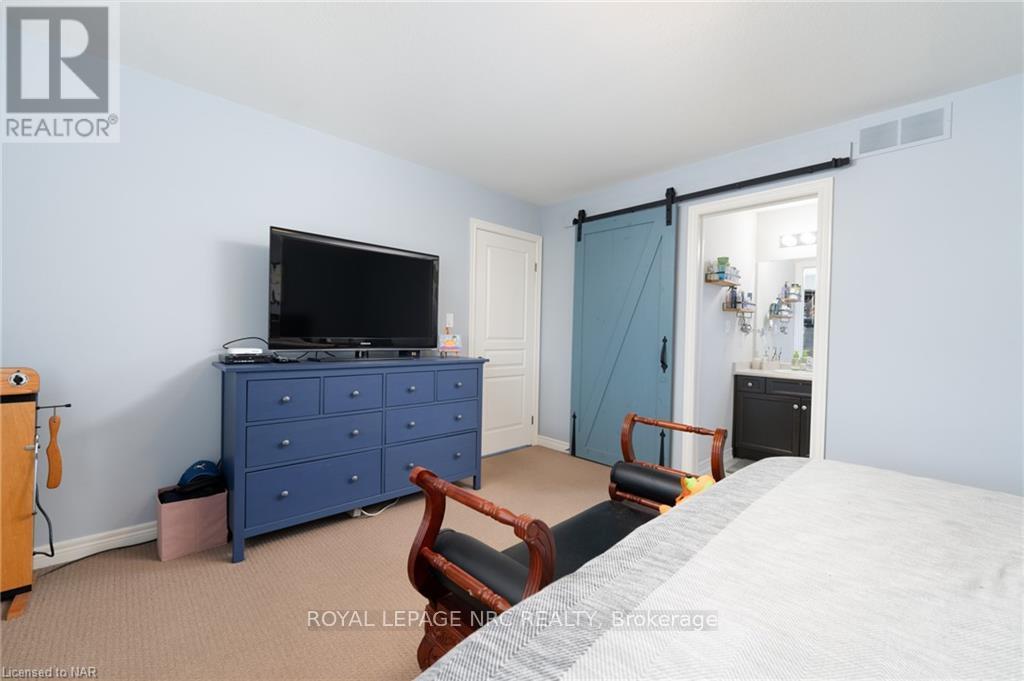 535 Carrie Avenue, Fort Erie, Ontario  L0S 1N0 - Photo 24 - X12033923